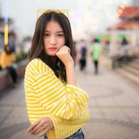 ชมพู(เพื่อนนางเอก)
