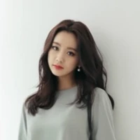 มุก(นางเอก)​