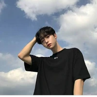 ดิว(พระเอก)​