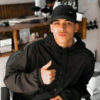 Thiago (th)