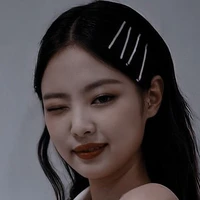 Jennie [POLICE]