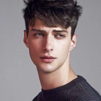Lucas (amigo de hermanos)