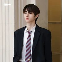 อูยอง​  เพื่อน​ พ.อ