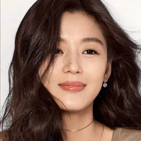 Jeon Ji hyun