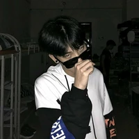 คิม[พระเอก]👑