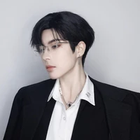 ภาคิน[พ่อเลี้ยงนายเอก]