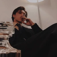 คิง[พ่อพระเอก]