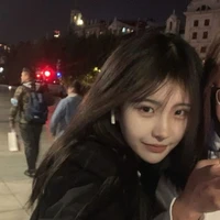มิ้นท์[เพื่อนนายเอก]
