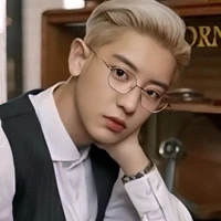 Aaron Dortmund [ selir 1 ]