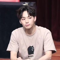 เจบี(รุ่นพี่)