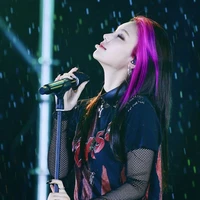 Lina Siswa Lifestyle Pemggemar Nathan