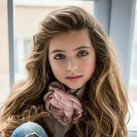 Little Joanne ( 9 yrs old )