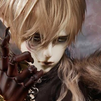 Hades Von Leontropodium