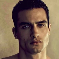Ares Russo