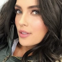 lucia (amiga de sam )