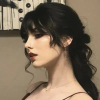 Alyssa Anneliese/FL