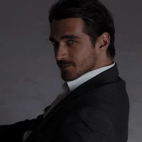 Aaron Morello(40)