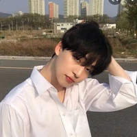 ที(พี่ชาย น.อ)