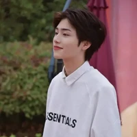 ฟรอส🍋(เพื่อนพระเอก)