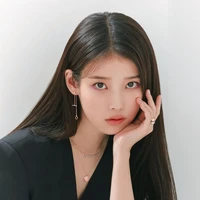 IU