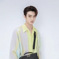 ทิว:เพื่อนพระเอก