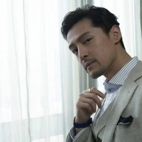 คีน:พ่อพระเอก