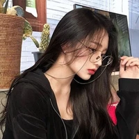 พีช(นางเอก,น้องเล็กสุด)