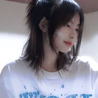 ยูจิน(นางเอก)