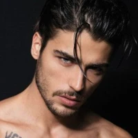 Edward (Jennifer fiance)