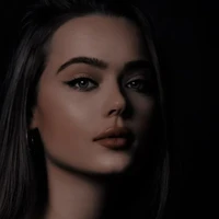 Jennifer (fiance of Edward)