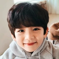 ᴋɪᴍ ᴊᴜɴɢᴍɪɴ🤍