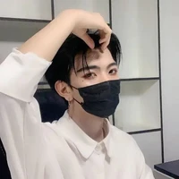 เก้า(พ่อ​นายเอก+มาเฟีย​)​