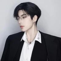 ภาคิน😈💦//พระเอก