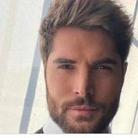 Adam Bennet
