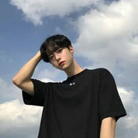 บาส(น้องชายนายเอก)