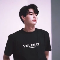 โมเดล(นายเอก)