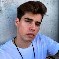 Aaron Rinaldi(her. de gemelos)
