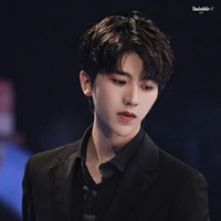 ภัทร