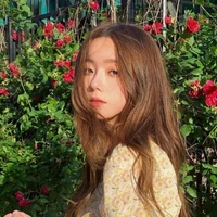 ปิ่น/ม๊านางเอก