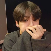 จองกุก(น้องเล็ก)🐰