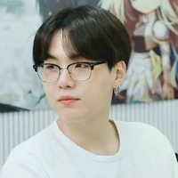 ชูก้า(พี่รอง)🖤