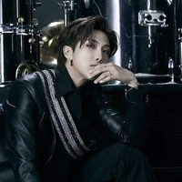 RM(พระเอก)