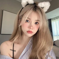 Daisy Huang