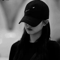 เดล(นางเอก)