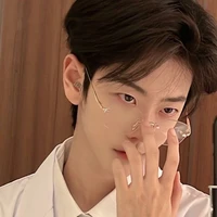 อาม(น้องชายนางเอก)
