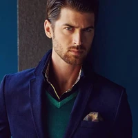 𝗩𝗮𝗹𝗲𝗻𝘁𝗶𝗻𝗼  𝗠𝗮𝗿𝗰𝗼𝗻𝗶