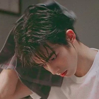บัค(พี่ชายนางเอก,เทพลม)