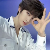 หลิวอวี่(แฟนเก่ามิชีโกะ+nito1)