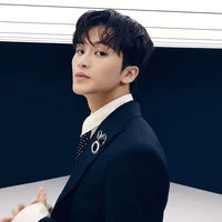 ครู​ใหญ่ชาญ
