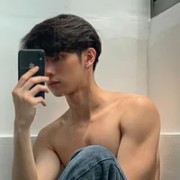 มาร์ค (เพื่อนพระเอก)